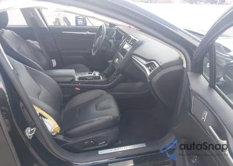 2018 Ford Fusion Hybrid Titanium из США, поврежденный, VIN 3FA6P0RU4JR280802